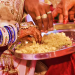 মামি-ভাগ্নের পরকীয়া: আপত্তিকর অবস্থায় ধরে বিয়ে দিল গ্রামবাসী - Chief TV